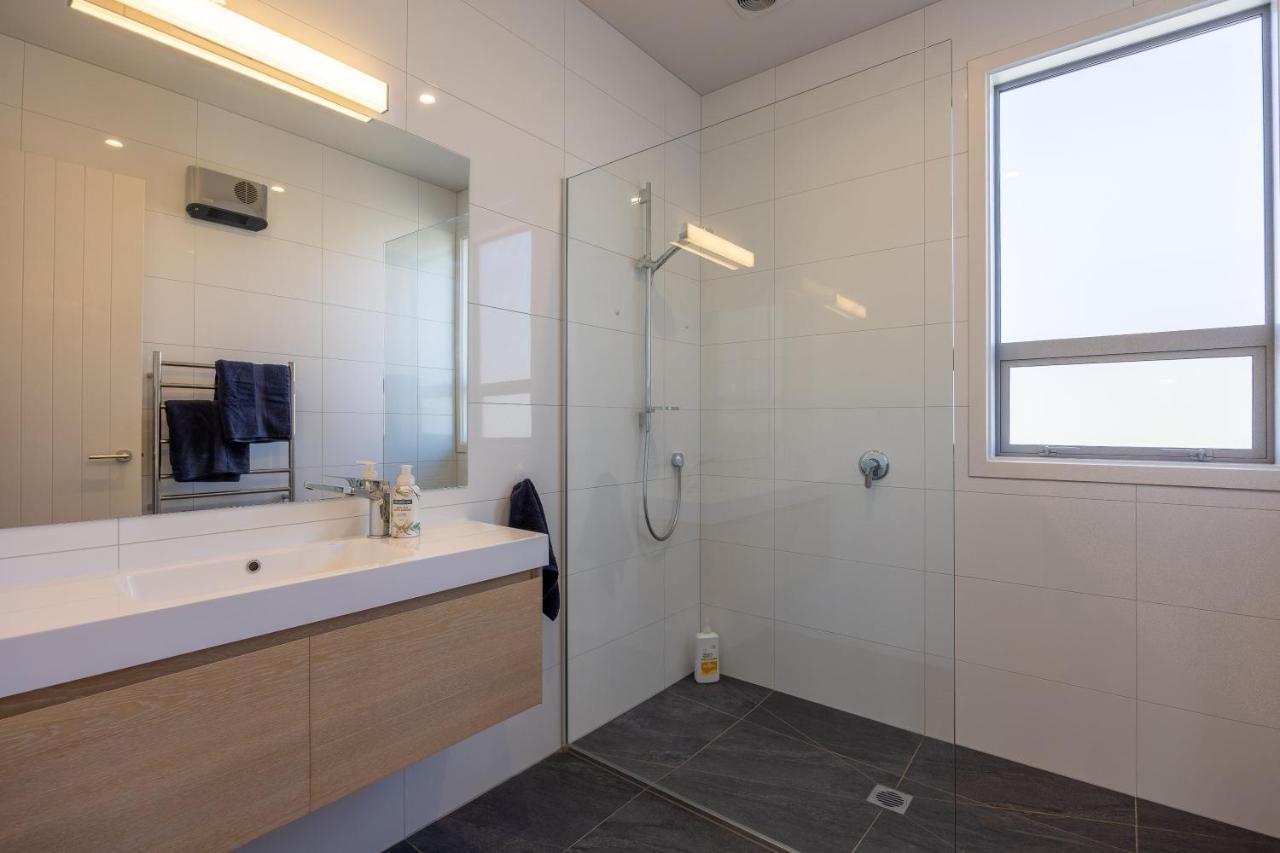 Prime Location On Warren St - 3 Bedroom Town House Wanaka Exterior photo